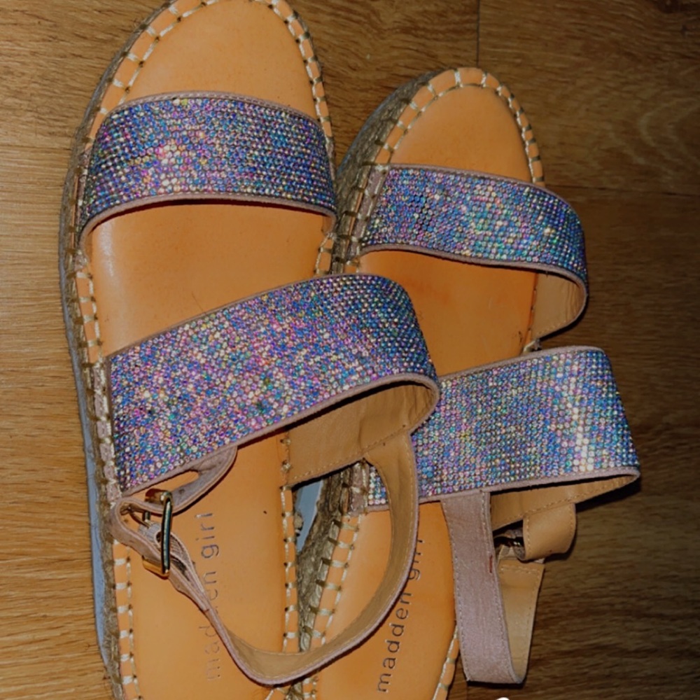Size 9 Steve Madden Wedged Sandals
